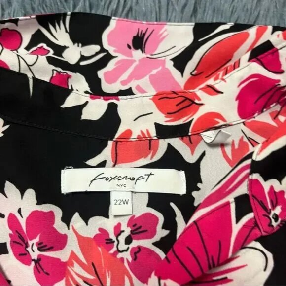 Foxcroft Jade Blooming Dark Floral Tunic Shirt Red Flower Size 22W - Picture 8 of 8